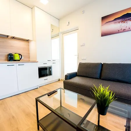 Saulelydzio Apartamentai Kunigiskese Palanga Exterior foto
