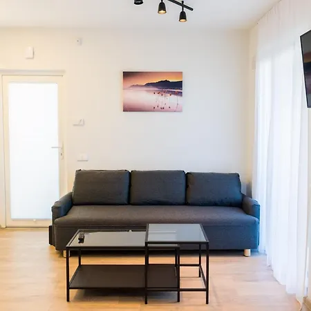 Saulelydzio Apartamentai Kunigiskese Palanga Exterior foto