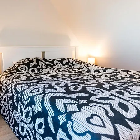 Saulelydzio Apartamentai Kunigiskese Palanga Exterior foto