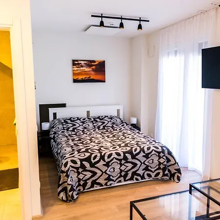 Saulelydzio Apartamentai Kunigiskese Palanga Exterior foto